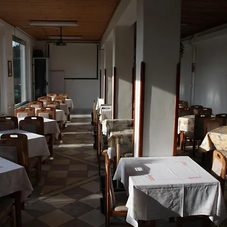 Sportovne Rekreacni Areal Raj * Kněžmost