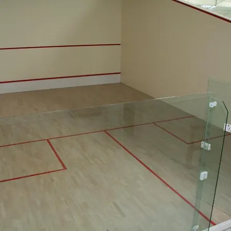 ホリデーパーク Sportovne Rekreacni Areal Raj Kněžmost